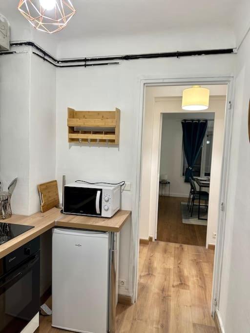 Amiens : Appartement Centre Ville Bagian luar foto
