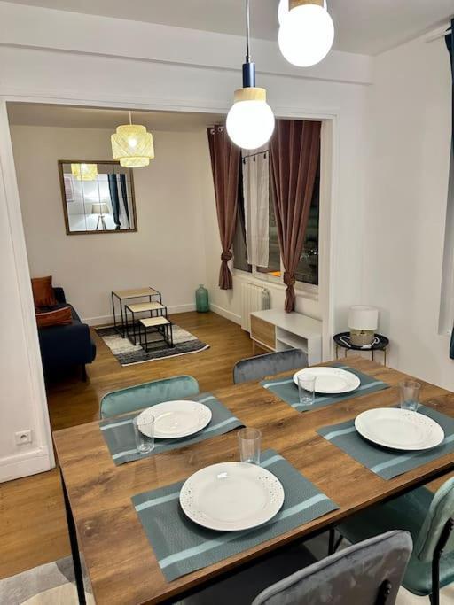 Amiens : Appartement Centre Ville Bagian luar foto